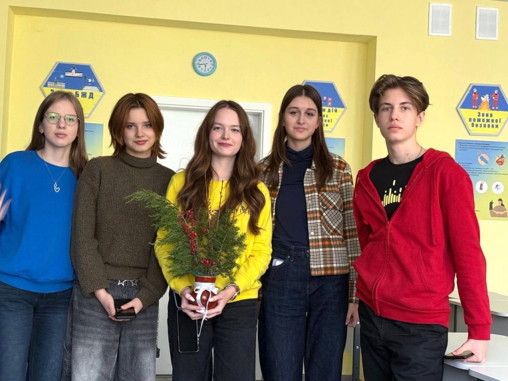 -5251310407081725310_121